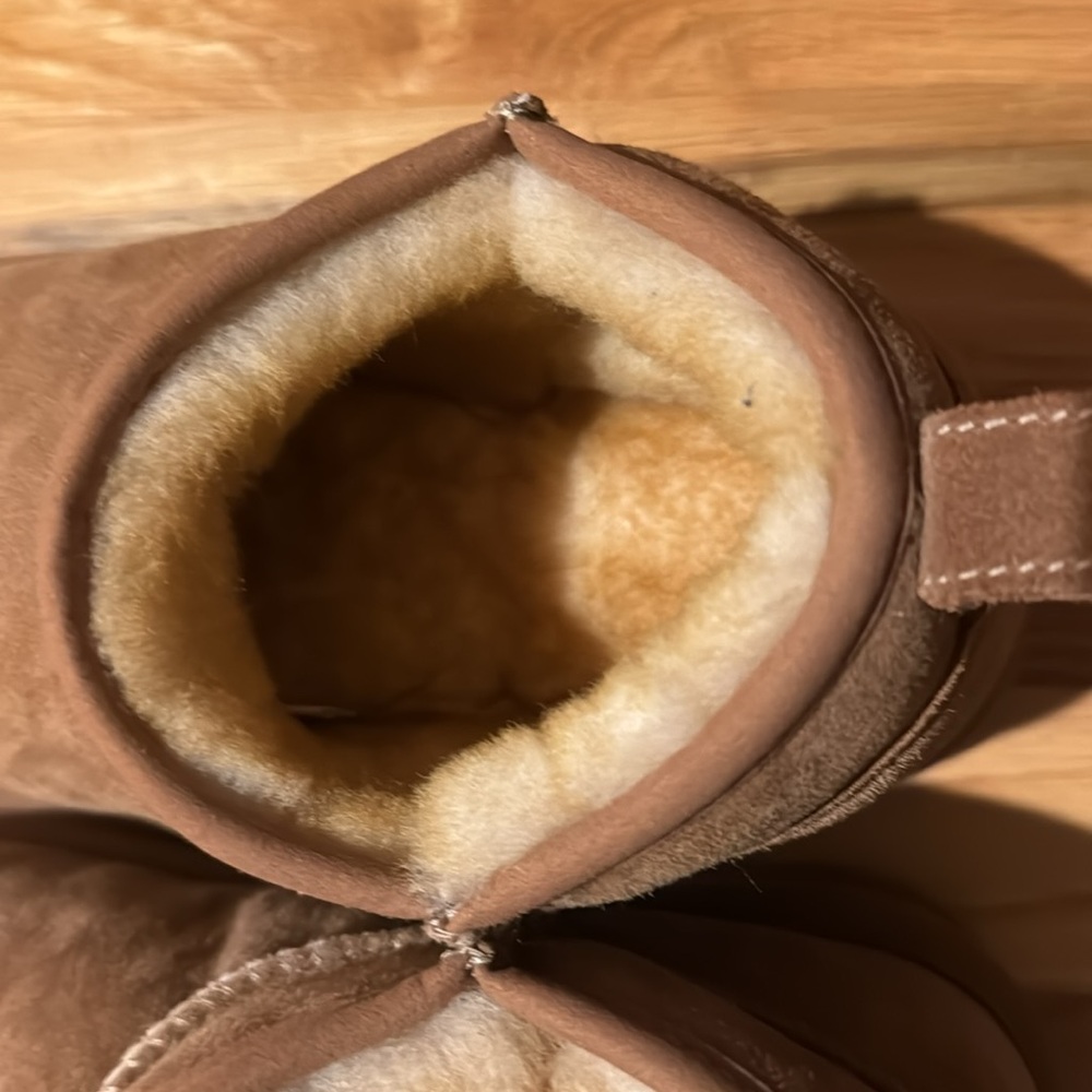 Like New L.L. Bean Slippers - Picture 3 of 6